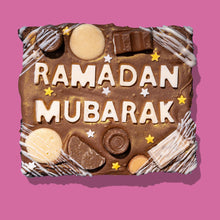 Load image into Gallery viewer, Ramadan Mubarak Brownie Slab - thesavvybaker
