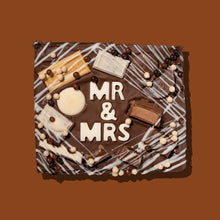 Load image into Gallery viewer, Mr and Mrs Brownie Slab - thesavvybaker
